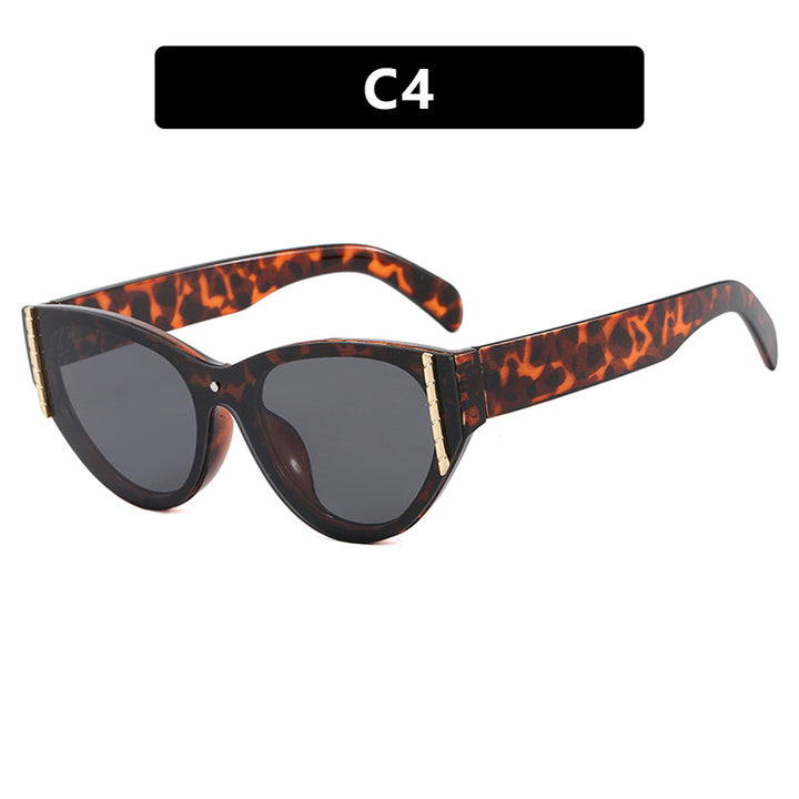 Women's trendy sunglasses with elegant cat-eye design and high-quality frame Stornfield