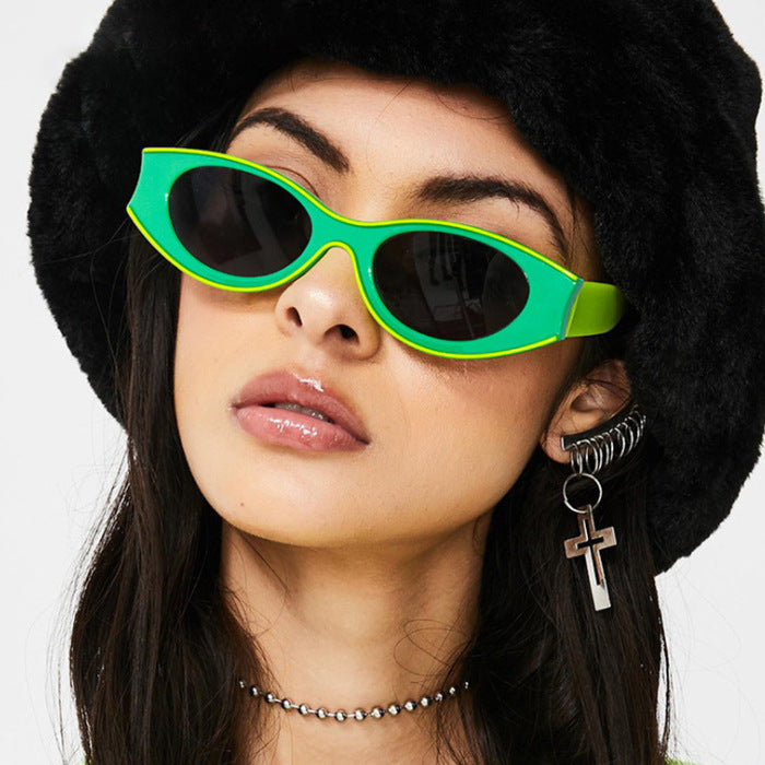 Women's Cat-Eye Sunglasses with Contrasting Frame Design Stornfield