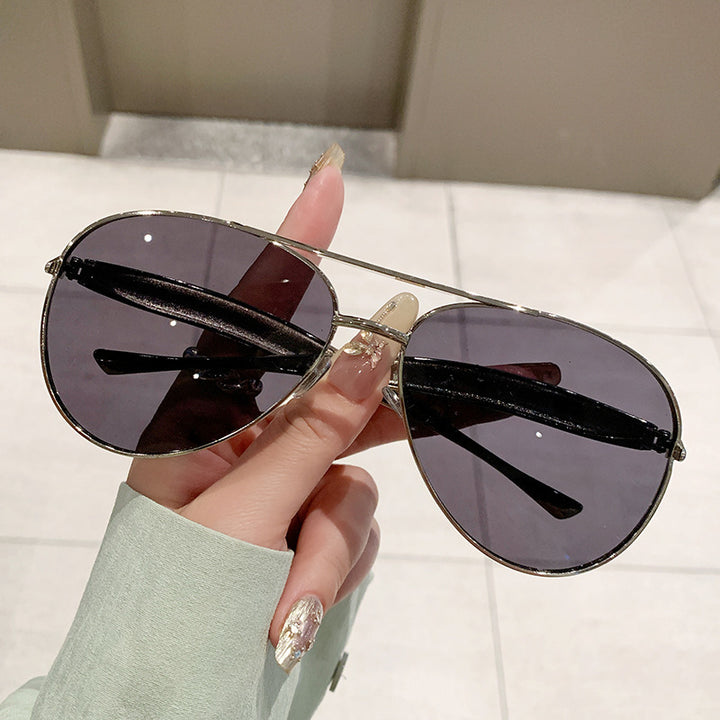 Women exclusive designer glasses with elegant details and high-quality metal frame Stornfield