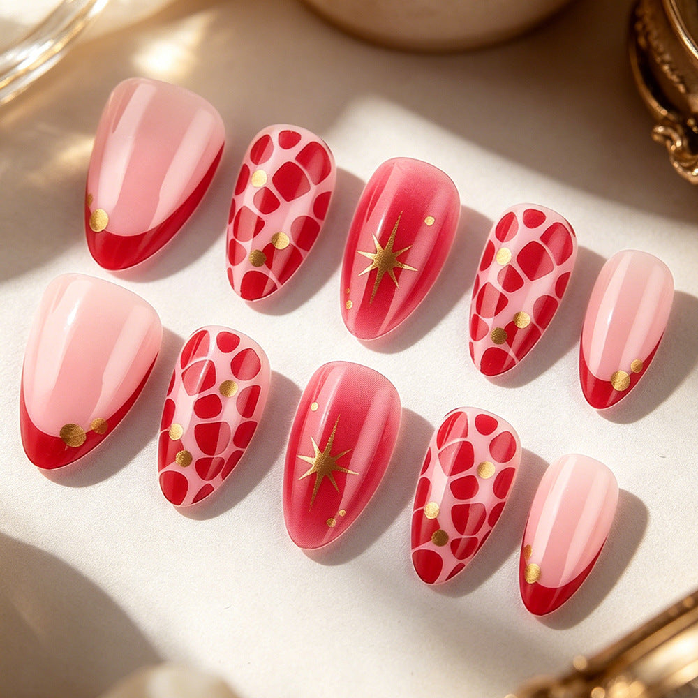 Decorative Nail Art Set with Golden Accents Stornfield