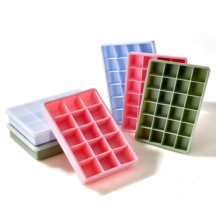 Silicone ice cube tray with practical storage box Stornfield