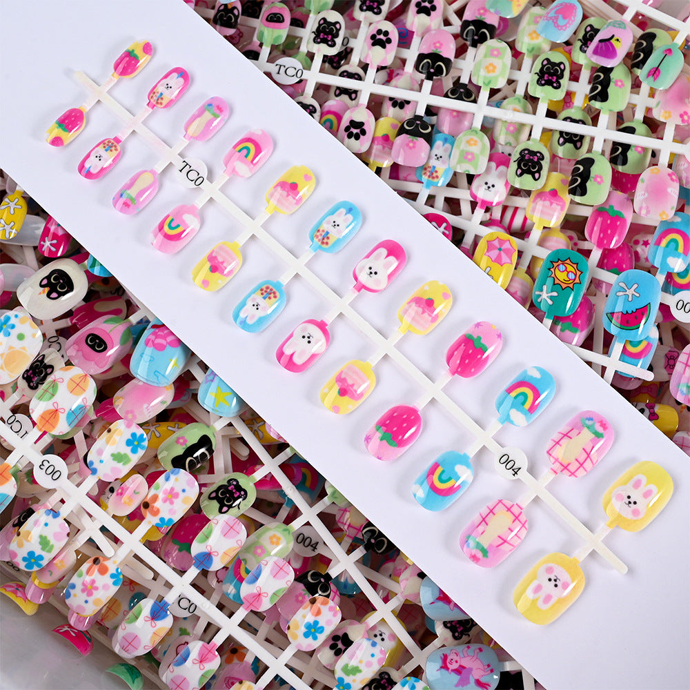 Children's Fun-Themed Press-On Nail Set Stornfield