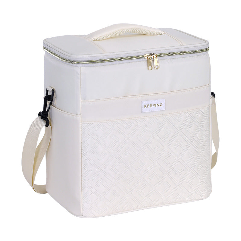 Cooler bag with insulating interior and practical carrying system Stornfield