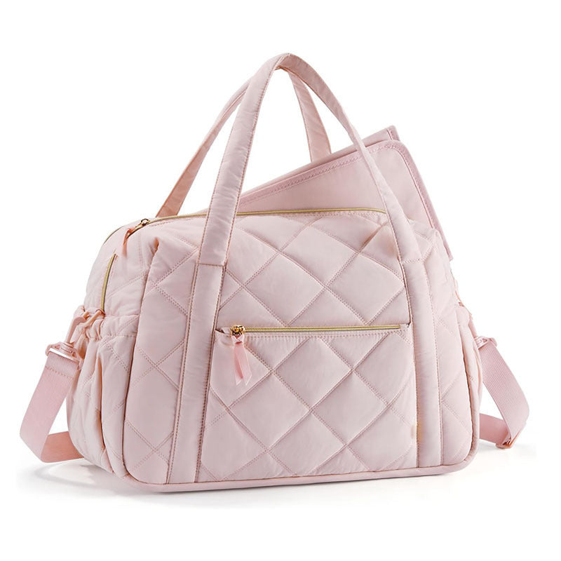 Stylish travel bag with innovative interior concept Stornfield