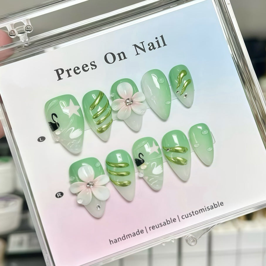 Artistic Floral Press-On Nails Set