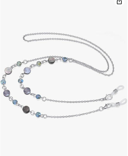 Elegant Beaded Eyewear Chain Stornfield
