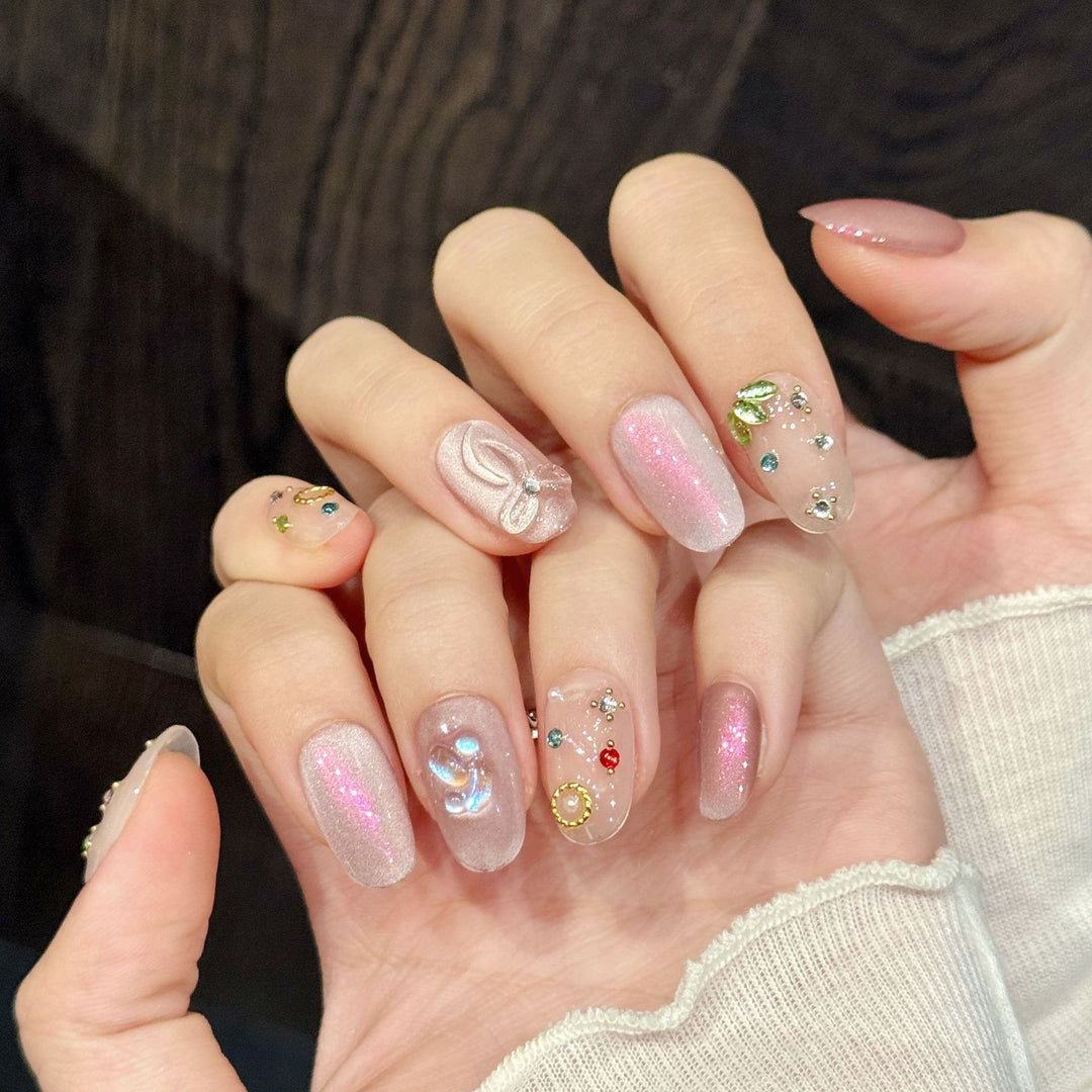 Decorative Press-On Nail Art Set with Unique Gem and Bow Accents