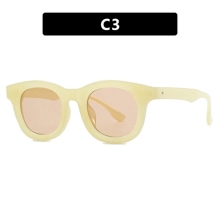 Women's trendy oversized sunglasses with distinctive design Stornfield