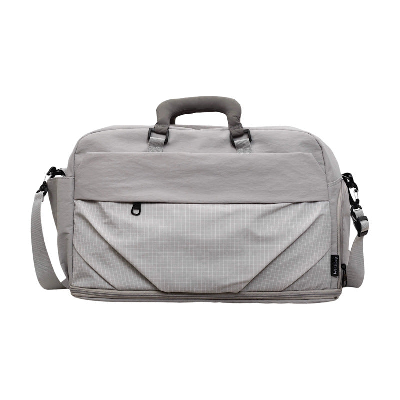 Functional travel bag with organizer compartments Stornfield