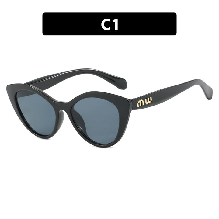 Women elegant Cat-Eye sunglasses with luxurious high-quality frame Stornfield