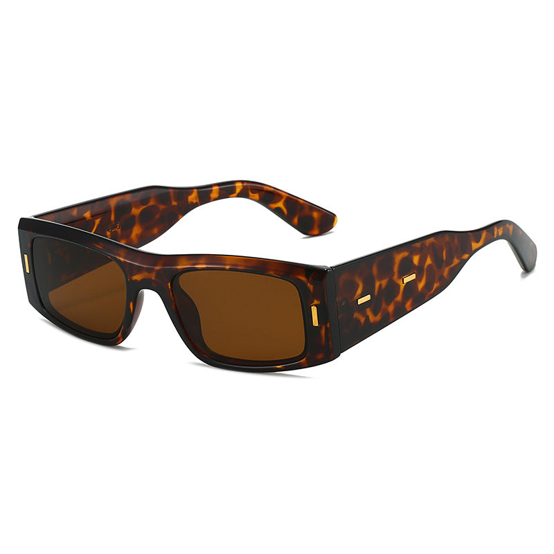 Women's elegant oversized sunglasses with distinctive design and UV protection Stornfield