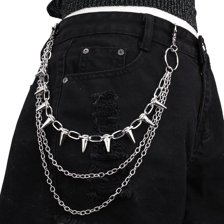 Fashionable chain belt with stud accents Stornfield