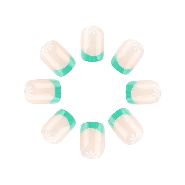 Elegant Floral Design Press-On Nail Set Stornfield