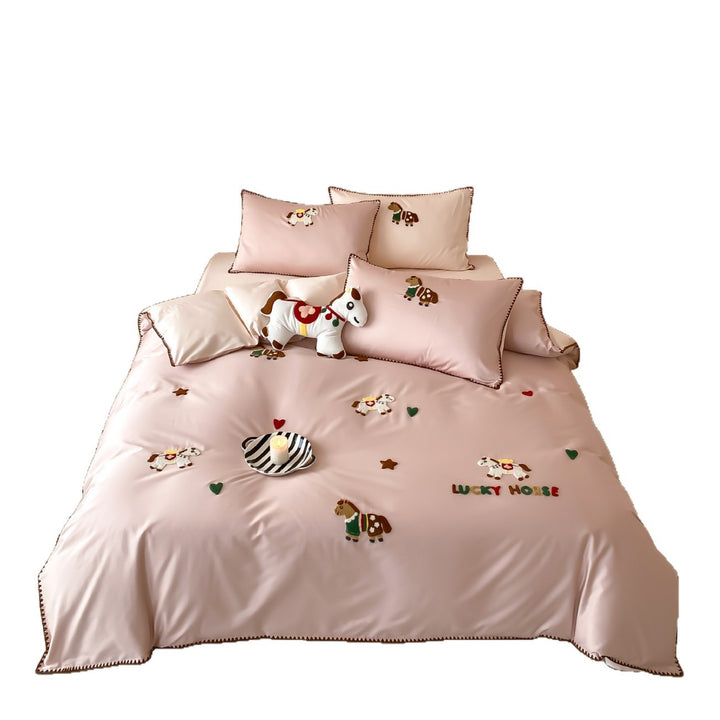 Embroidered Cat Appliqué Satin-Feel Duvet Cover Set with Contrast Piped Edge & Pillow Shams