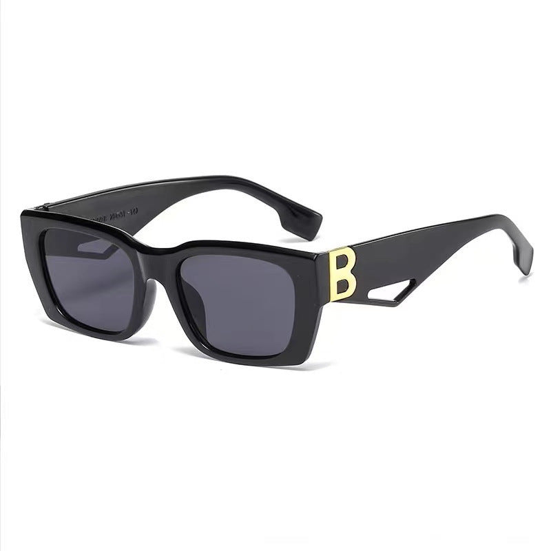 Women's trendy sunglasses with striking design Stornfield