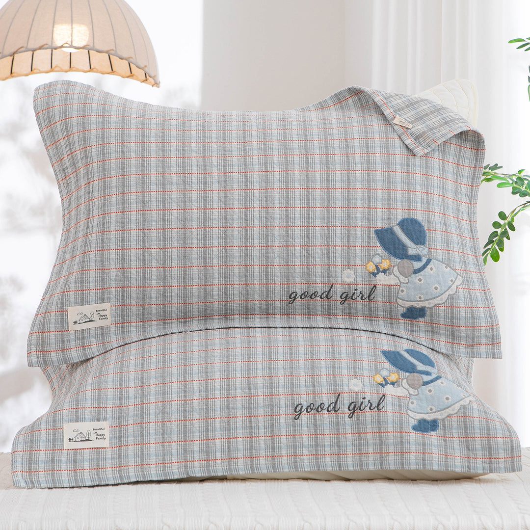 Women's pillowcase with modern checkered pattern Stornfield