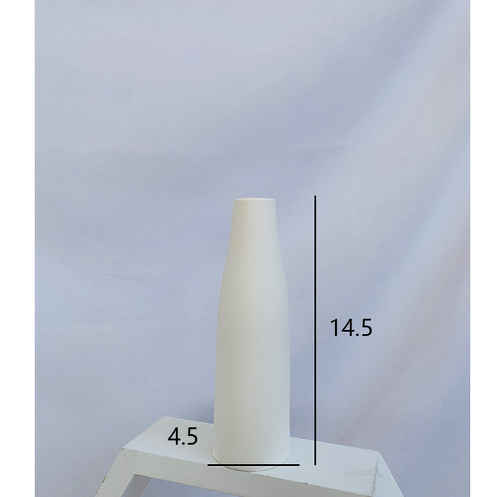 Elegant Ribbed Ceramic Vase Stornfeild