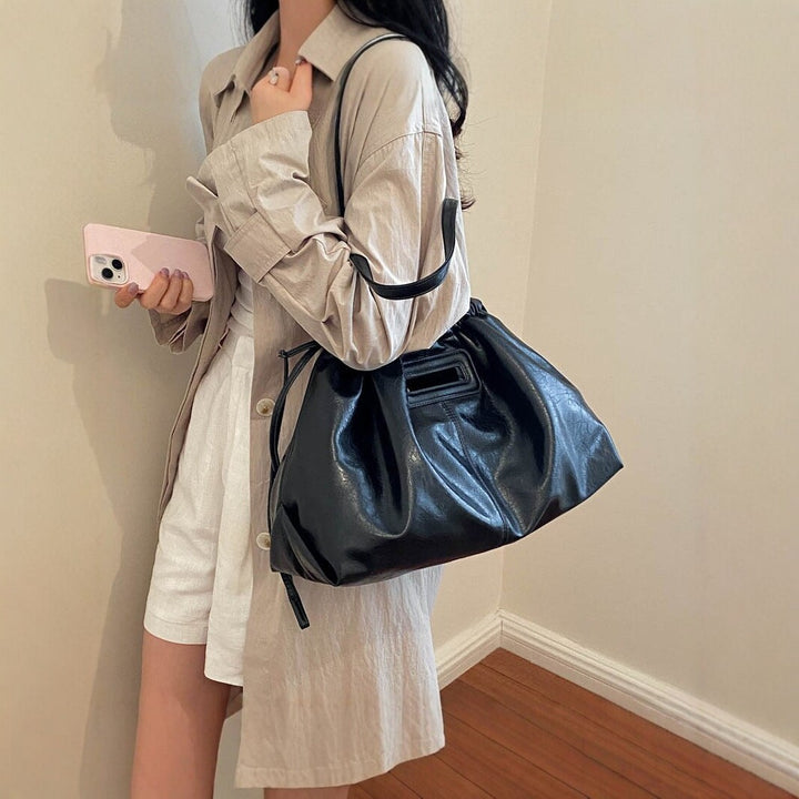Elegant Ruched Leather Handbag