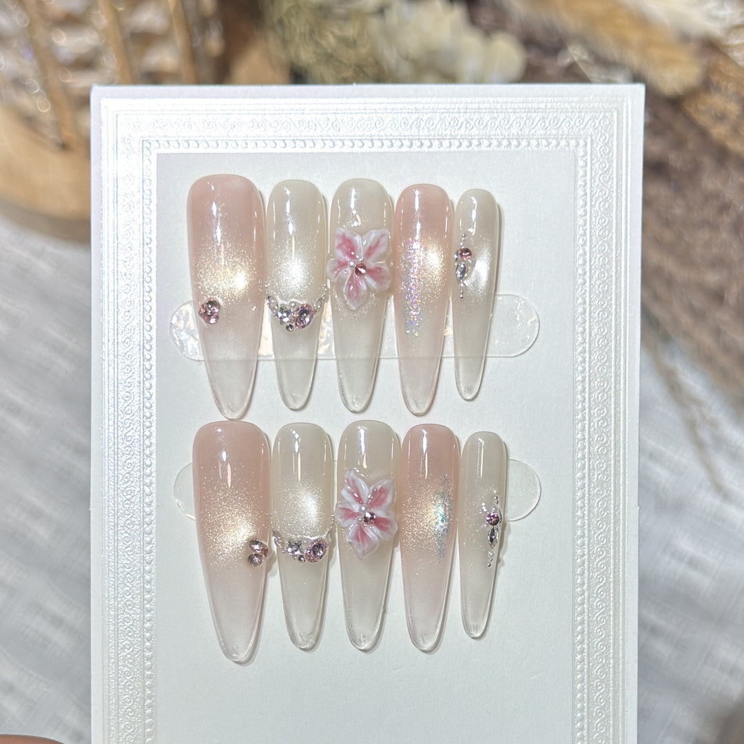 Artistic Floral-Accent Press-On Nail Set Stornfield