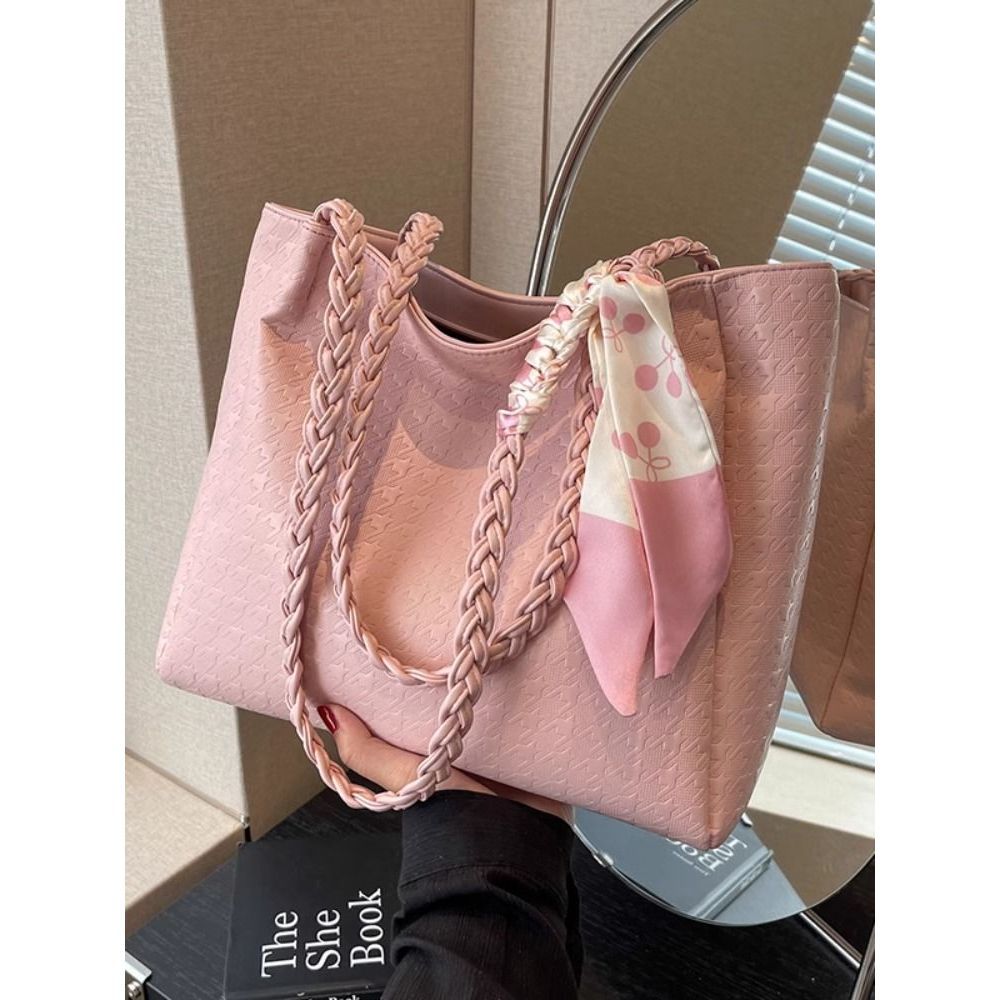 Stylish Designer Tote Stornfield