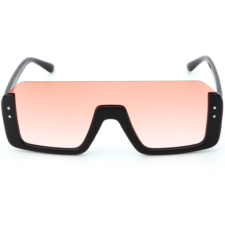 Women's Sporty Shield Sunglasses with Modern Design Stornfield