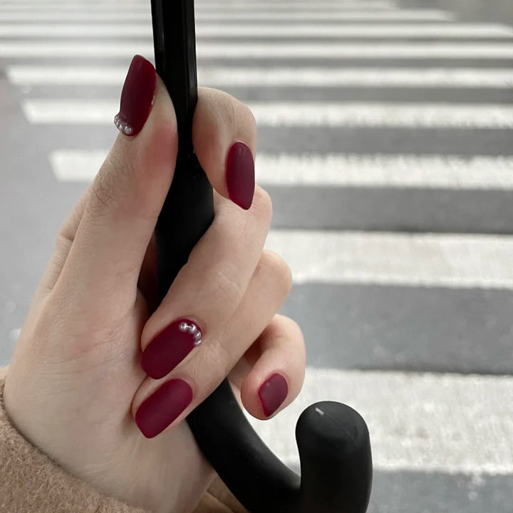 Elegant Matte Press-On Nail Art Stornfield