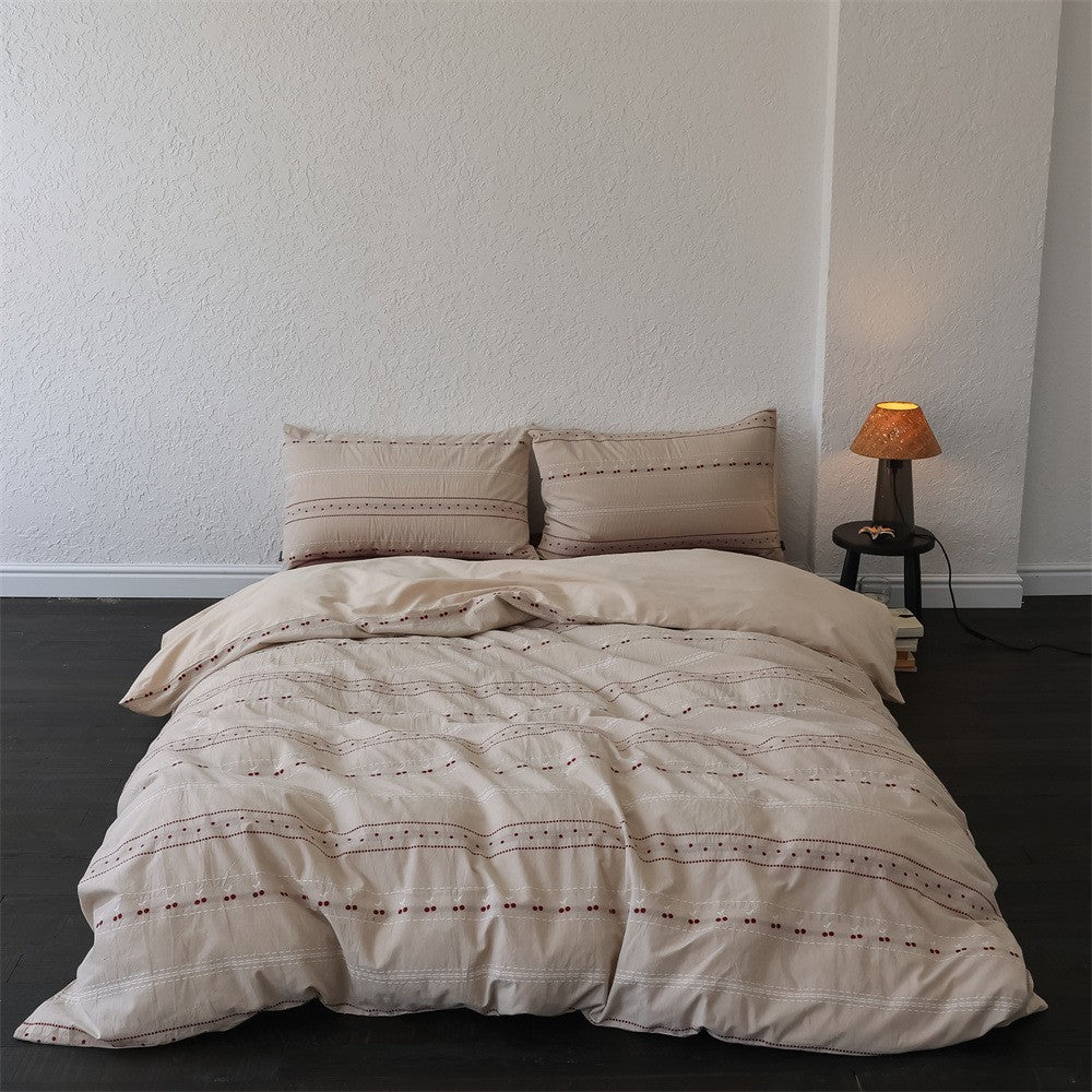 Reversible duvet cover set made of organic cotton in linen look with decorative eyelet embroidery
