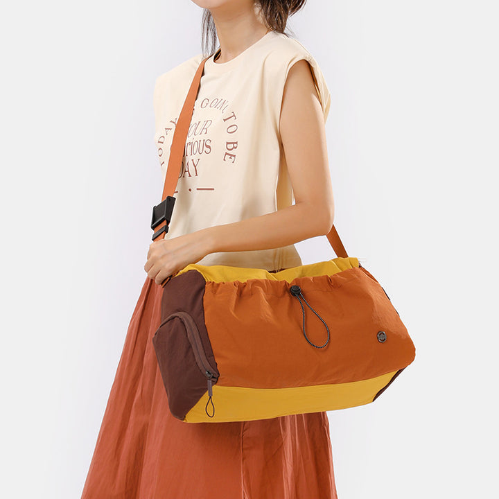 Practical Sports Bag With Expandable Storage Stornfield