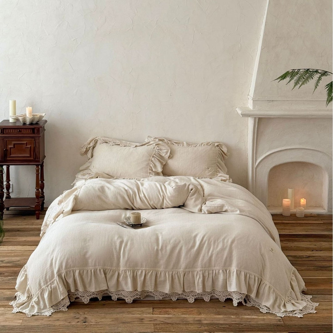 Linen bed cover set with ruffle and lace trim