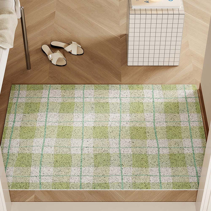 Non-Slip Checkered Bath Mat