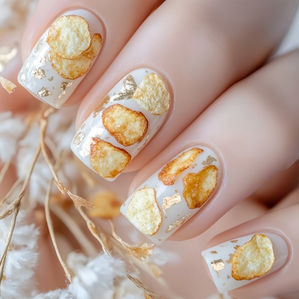 Creative artificial nails in natural vintage design Stornfield