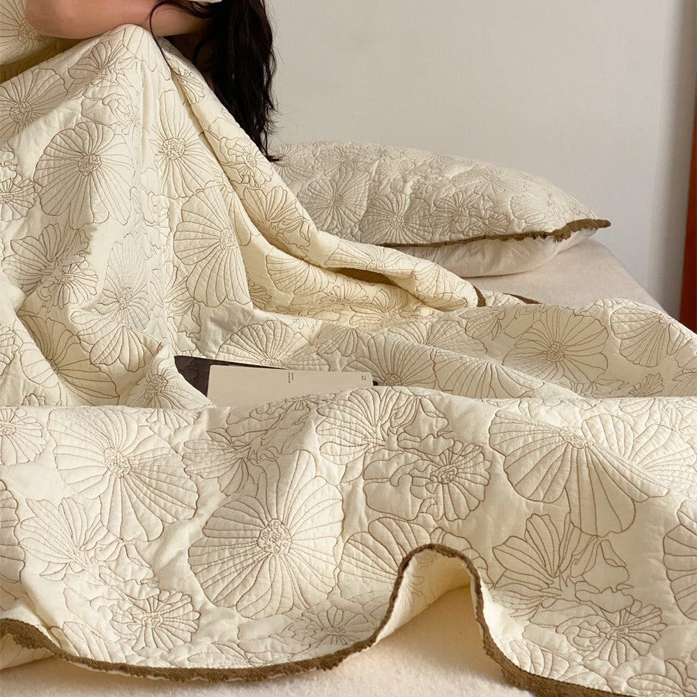 Embroidered Cotton Quilt Bedspread Set with Scalloped Trim