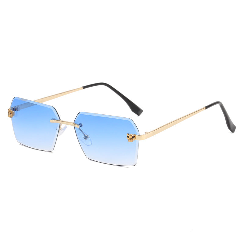 Women's fashionable square sunglasses with elegant metal frame Stornfield