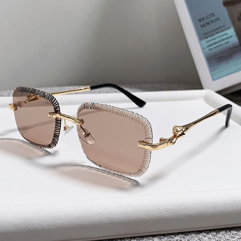 Women's fashionable sunglasses with textured frame and subtle gradient Stornfield