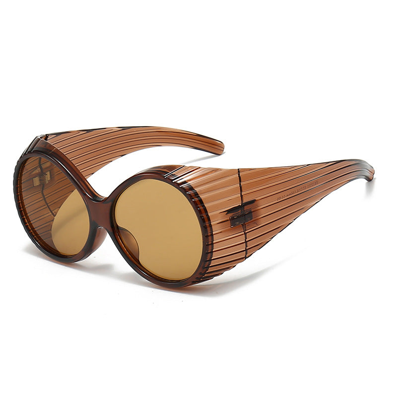 Women Oversized Cat-Eye Sunglasses with Stylish, Textured Frame Stornfield