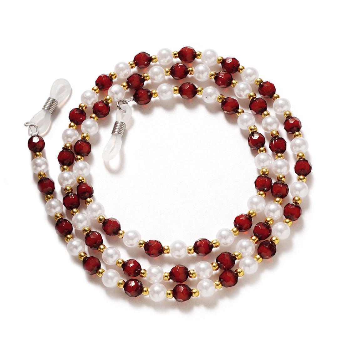 Elegant Pearl and Crystal Eyewear Chain Stornfield