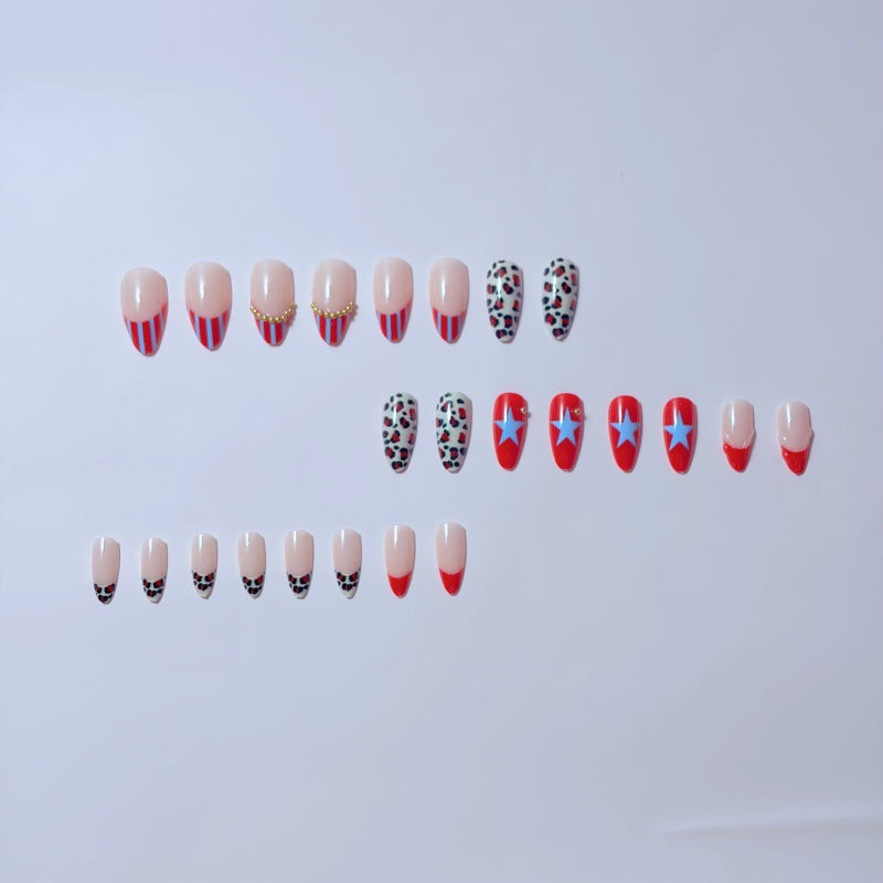 Artistic Nail Tips in Retro Style Stornfield