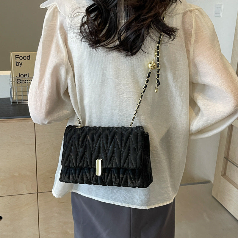 Quilted Chain-Strap Handbag Stornfield