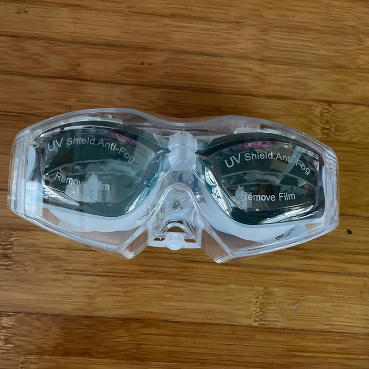 Swim mask with UV protection and anti-fog technology Stornfield