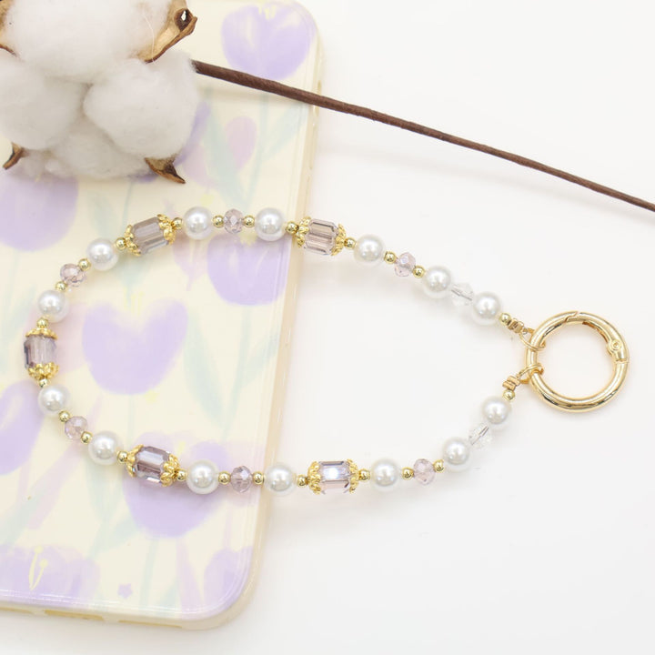 Elegant Beaded Phone Chain Stornfield