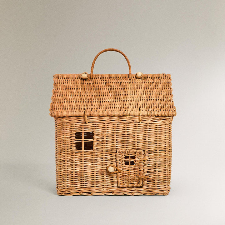 Playful storage basket in house design Stornfield