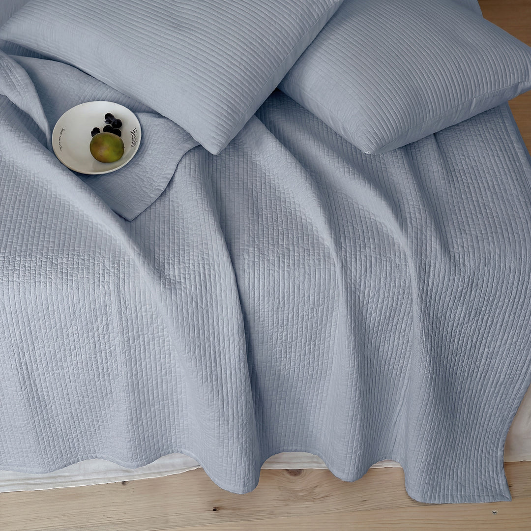 Quilted cotton bedspread set with fine linear stitching