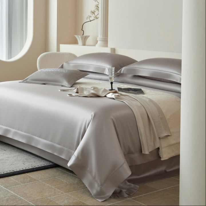 Silky Satin Duvet Ensemble with Hidden Closure and Breathable Microfiber Finish