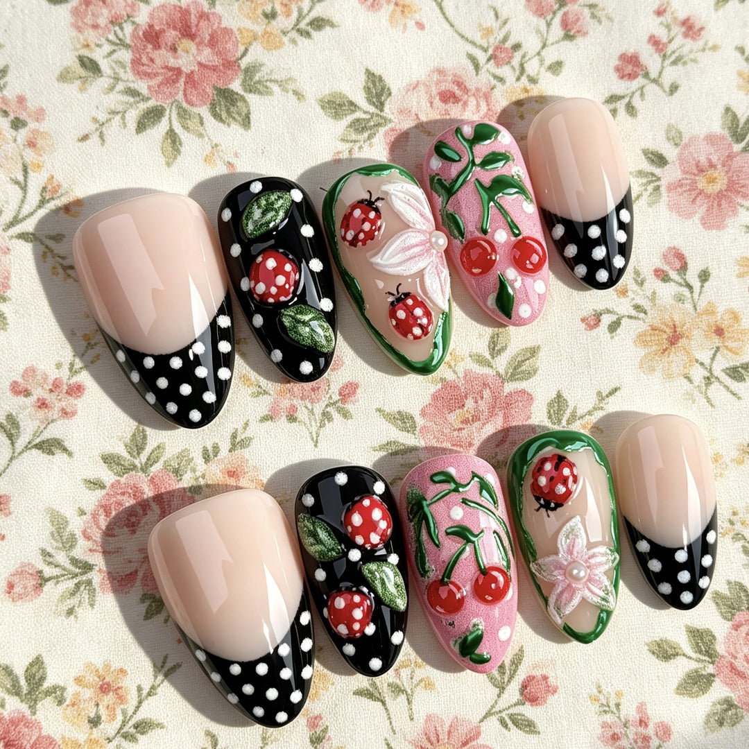 Artistic Press-On Nail Art Set with Floral Design