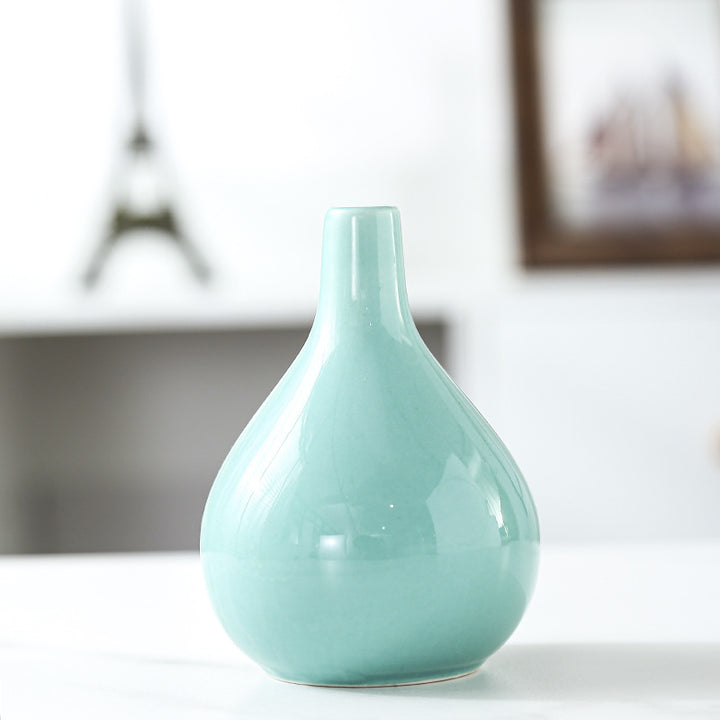Modern Ceramic Teardrop Vase Stornfeild