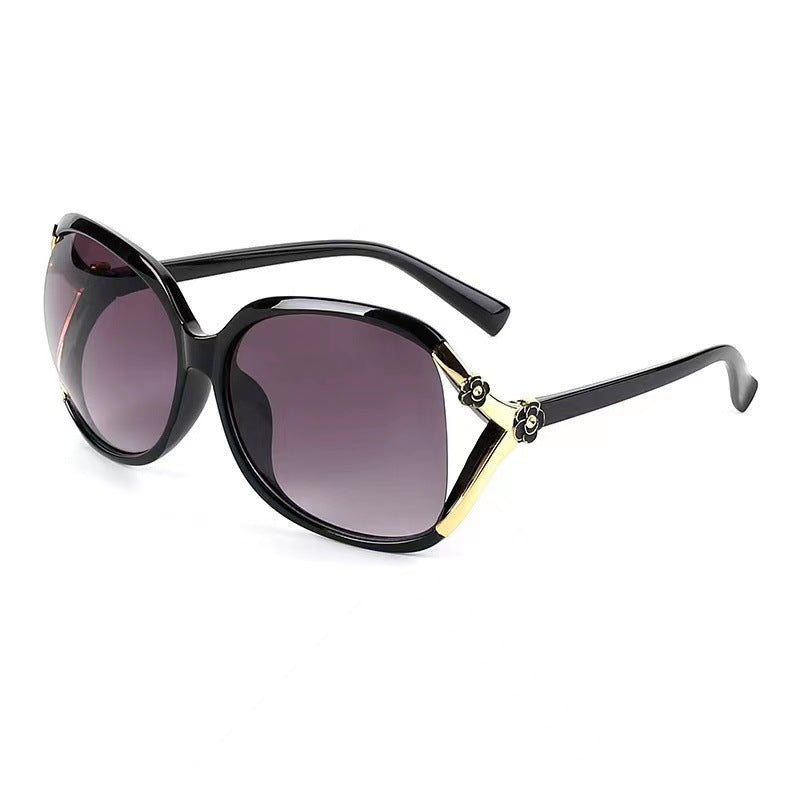Elegant Oversized Butterfly Sunglasses Stornfield