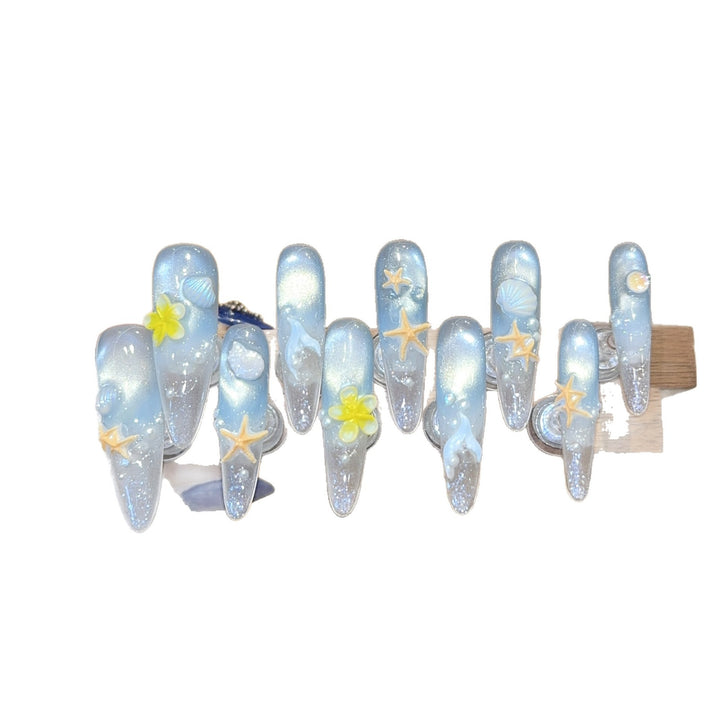 Creative Nail Tips with Maritime Motifs Stornfield