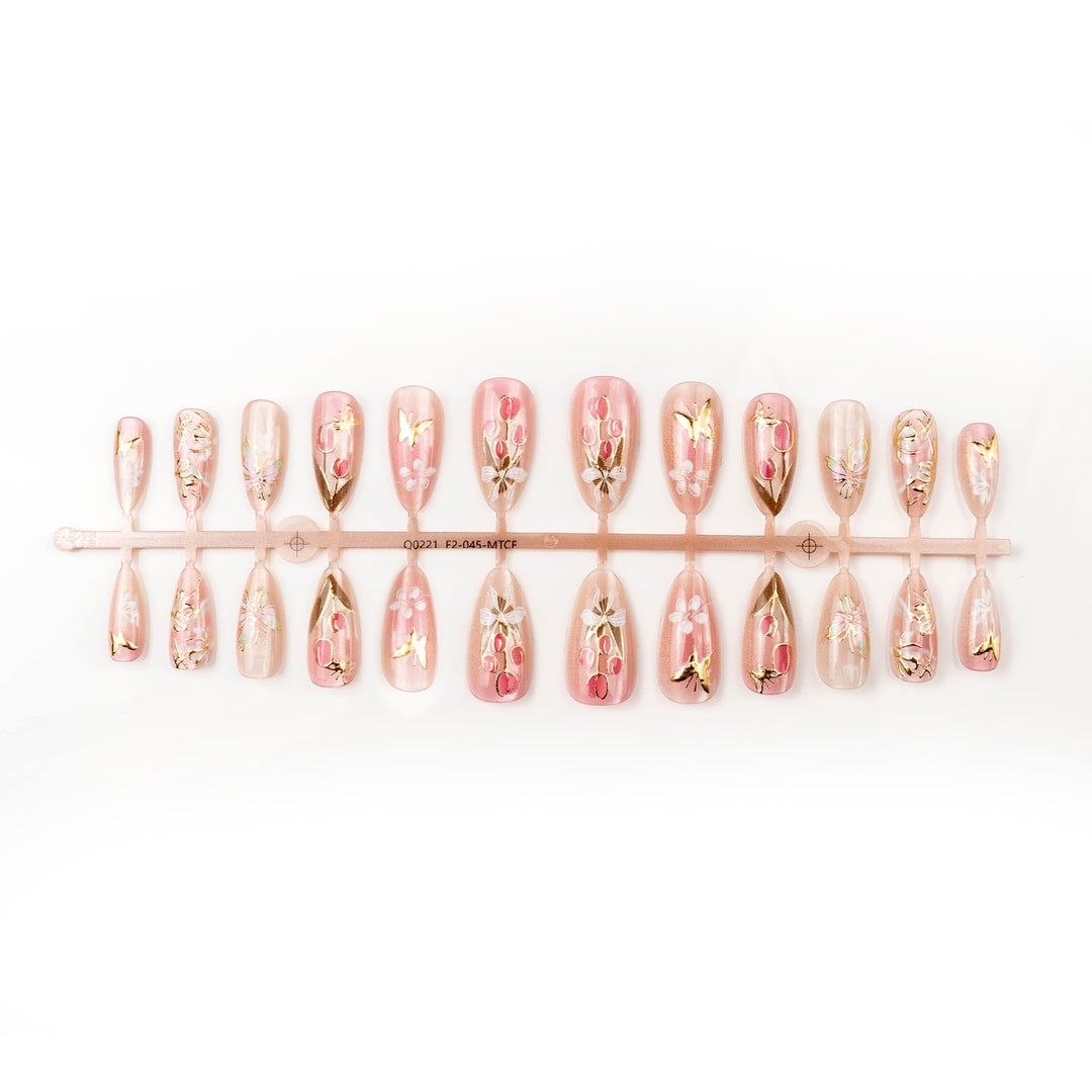 Elegant artificial nails with floral designs Stornfield