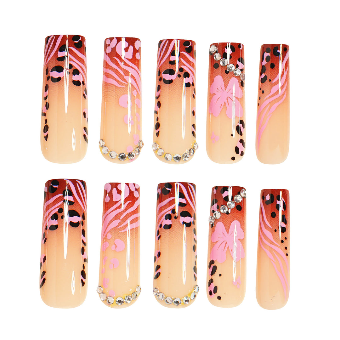 Artistic Press-On Nail Art Tips Stornfield