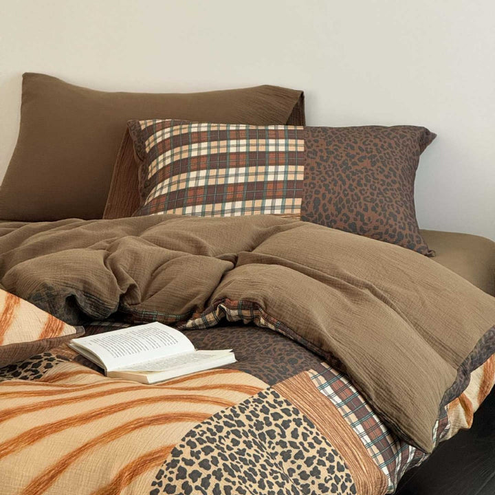 Patchwork Animal-Print Cotton Sateen Duvet Cover Set with Plaid Accents and Reversible Solid Back